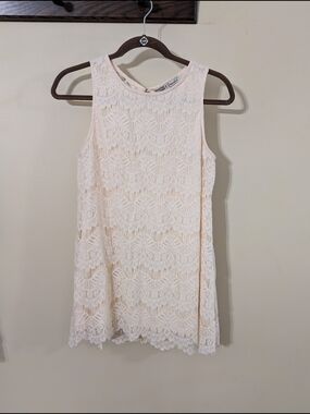 Gypsies & Moondust Cream Lace Overlay Top